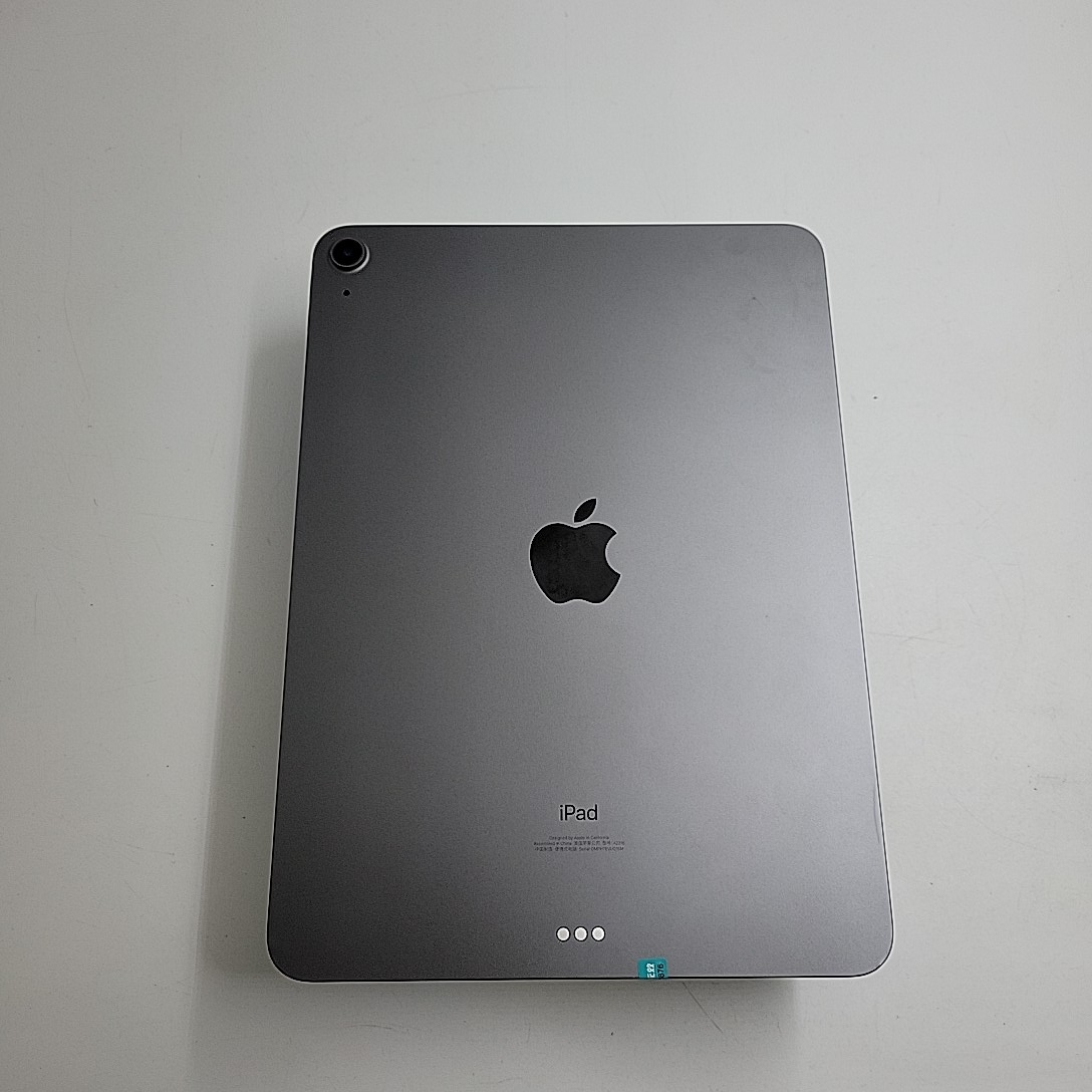 苹果【iPad Air4 10.9英寸 20款】WIFI版 深空灰 64G 国行 9成新 