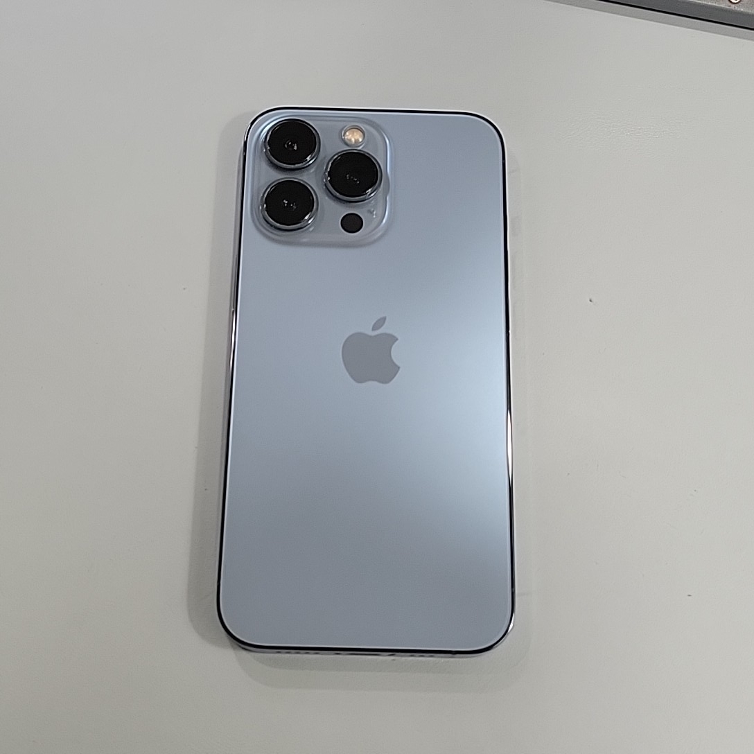 苹果【iPhone 13 Pro】95新 