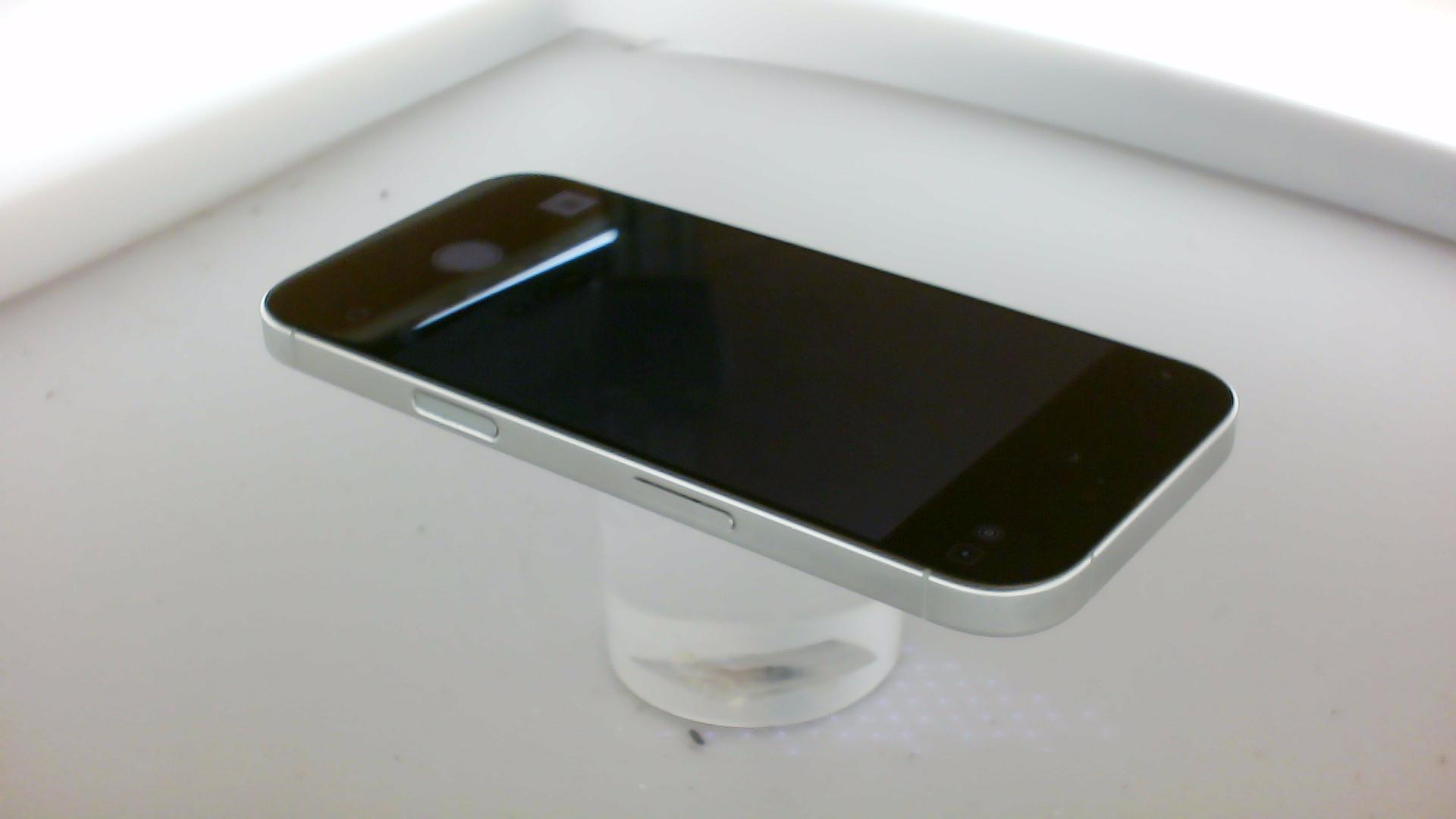 苹果【iPhone 16 pro】95新 