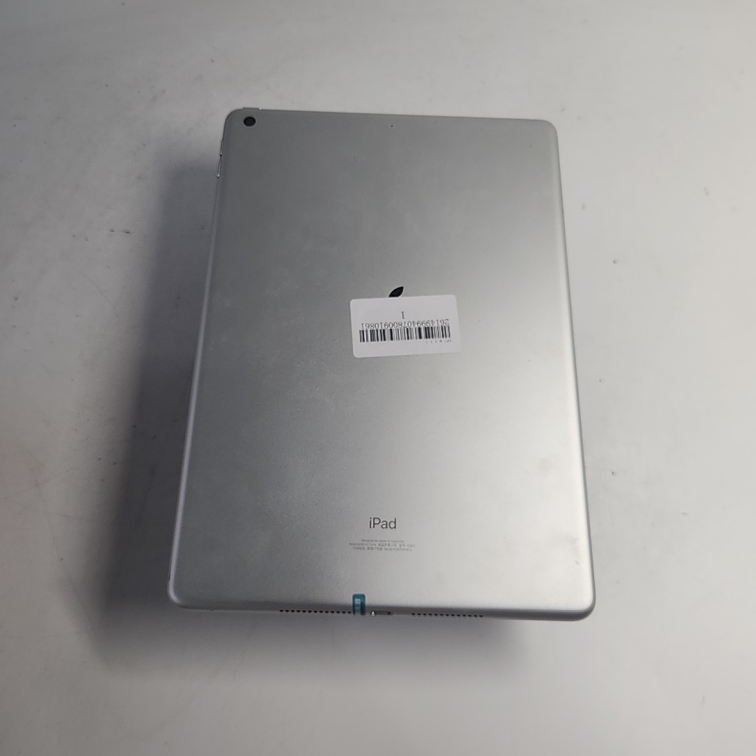 苹果【iPad9 10.2英寸 21款】WIFI版 银色 256G 国行 95新 