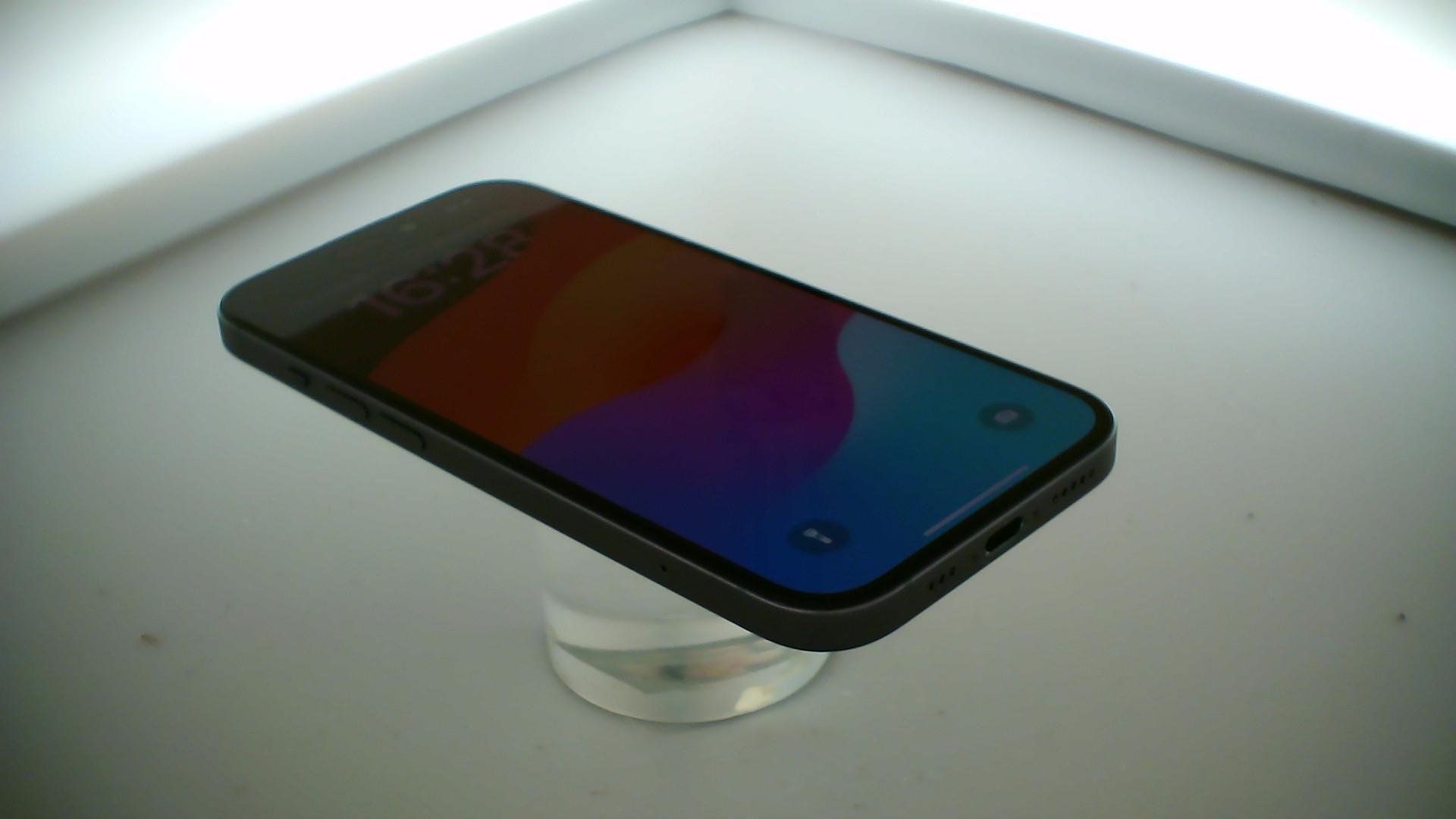 苹果【iPhone 15】9成新 