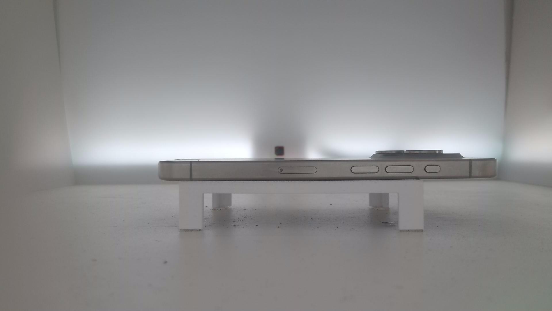 苹果【iPhone 15 Pro】95新 