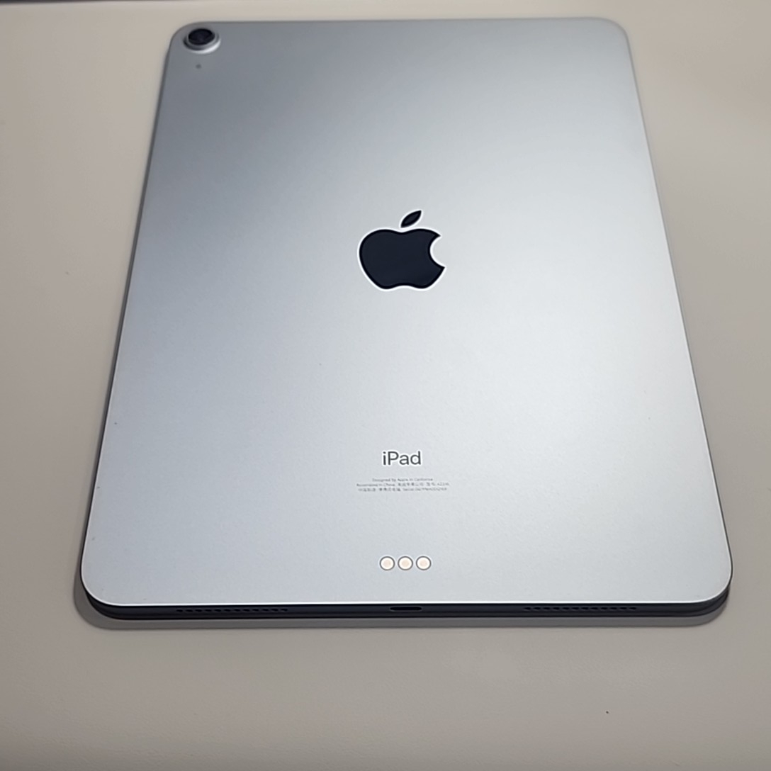 苹果【iPad Air4 10.9英寸 20款】WIFI版 天蓝色 256G 国行 95新 
