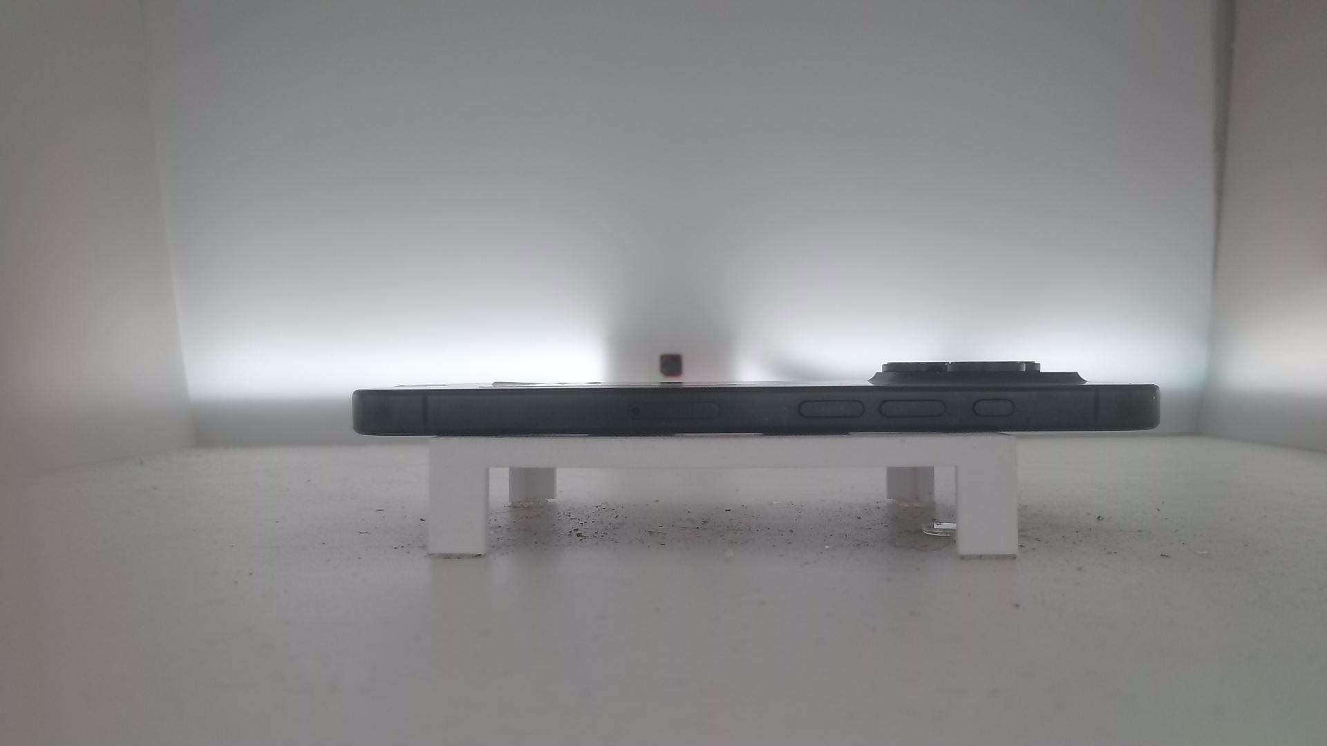 苹果【iPhone 16 pro】99新 