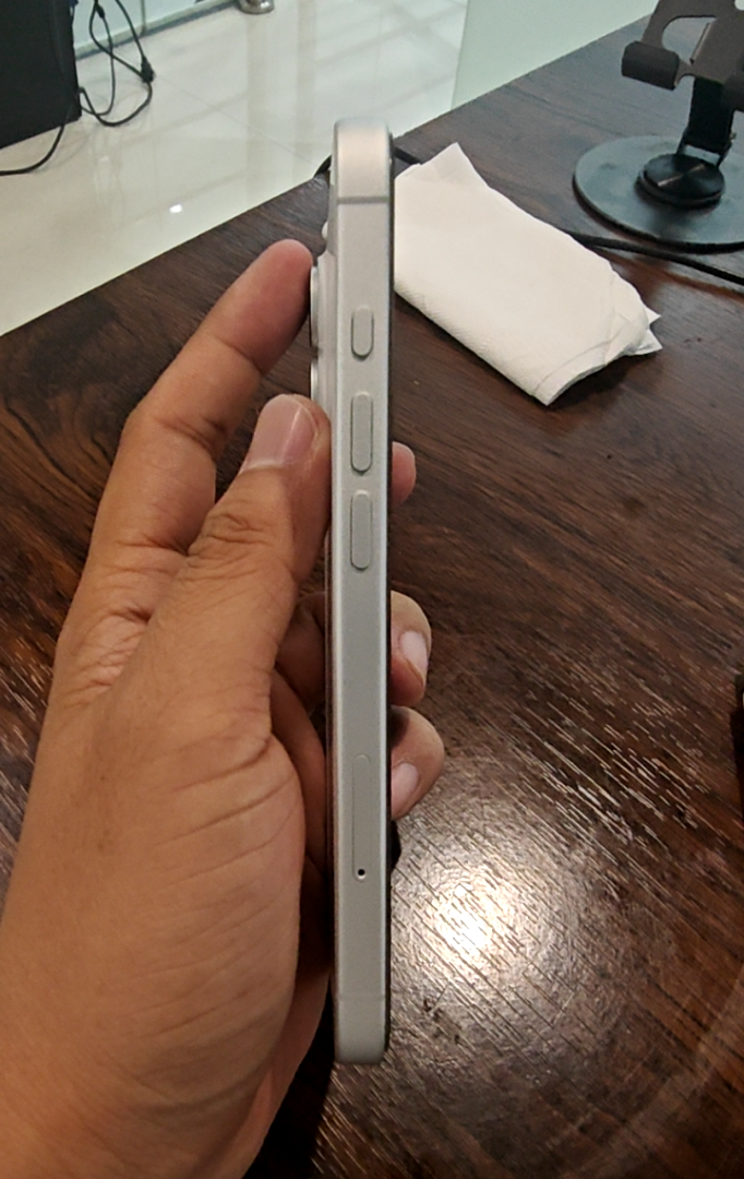 苹果【Apple iPhone 17】5G全网通 白色 512G 国行 99新 