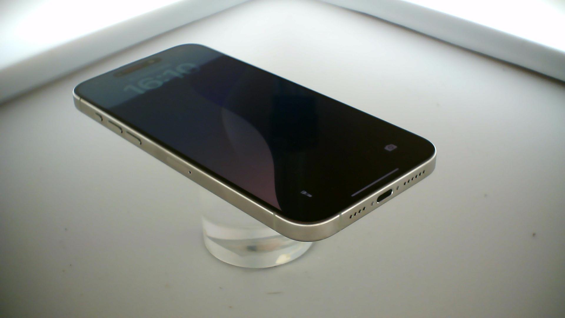 苹果【iPhone 15 Pro Max】5G全网通 原色钛金属 256G 国行 95新 