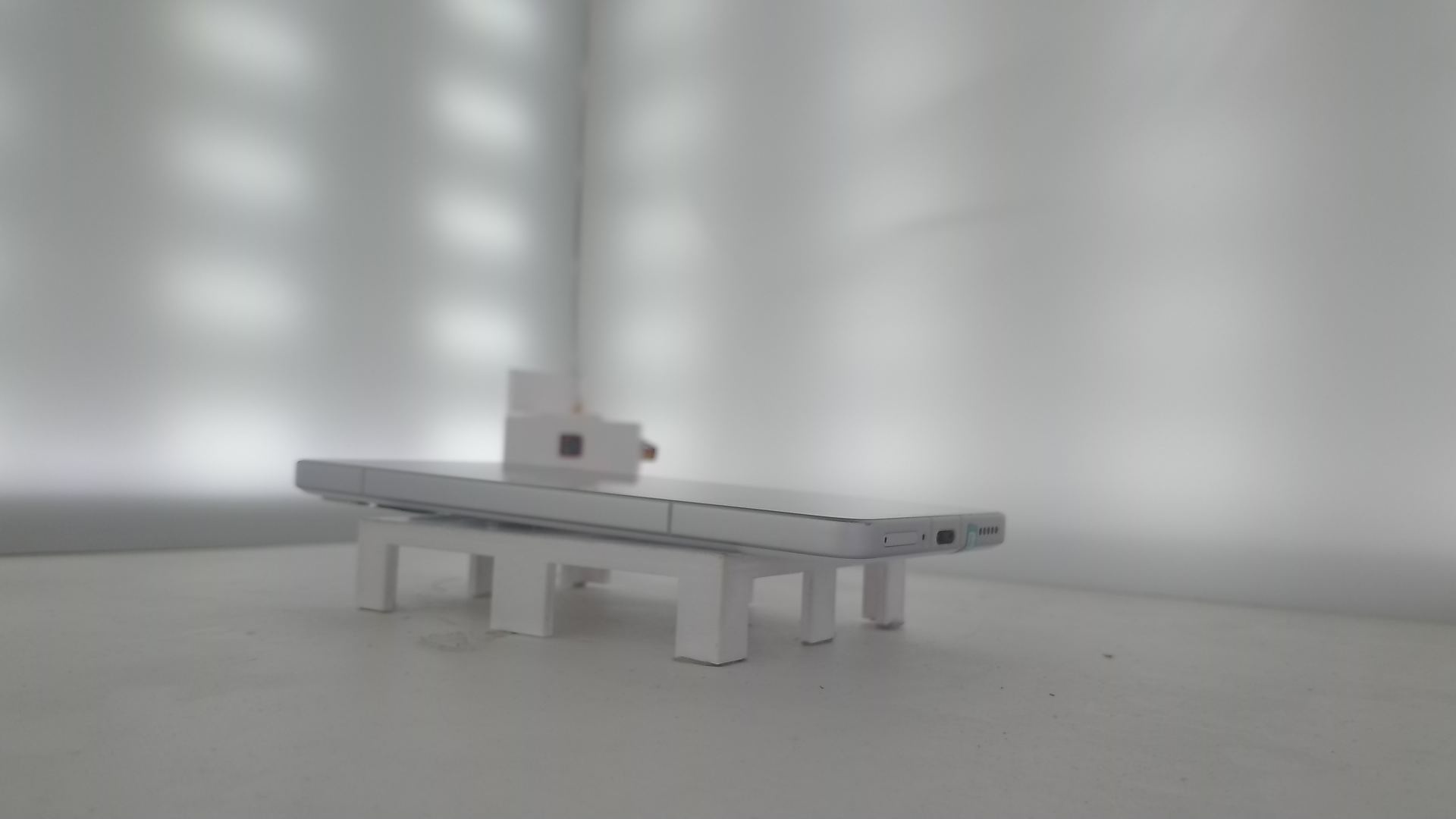 小米【Redmi K70至尊版】5G全网通 晴雪 12G/512G 国行 9成新 