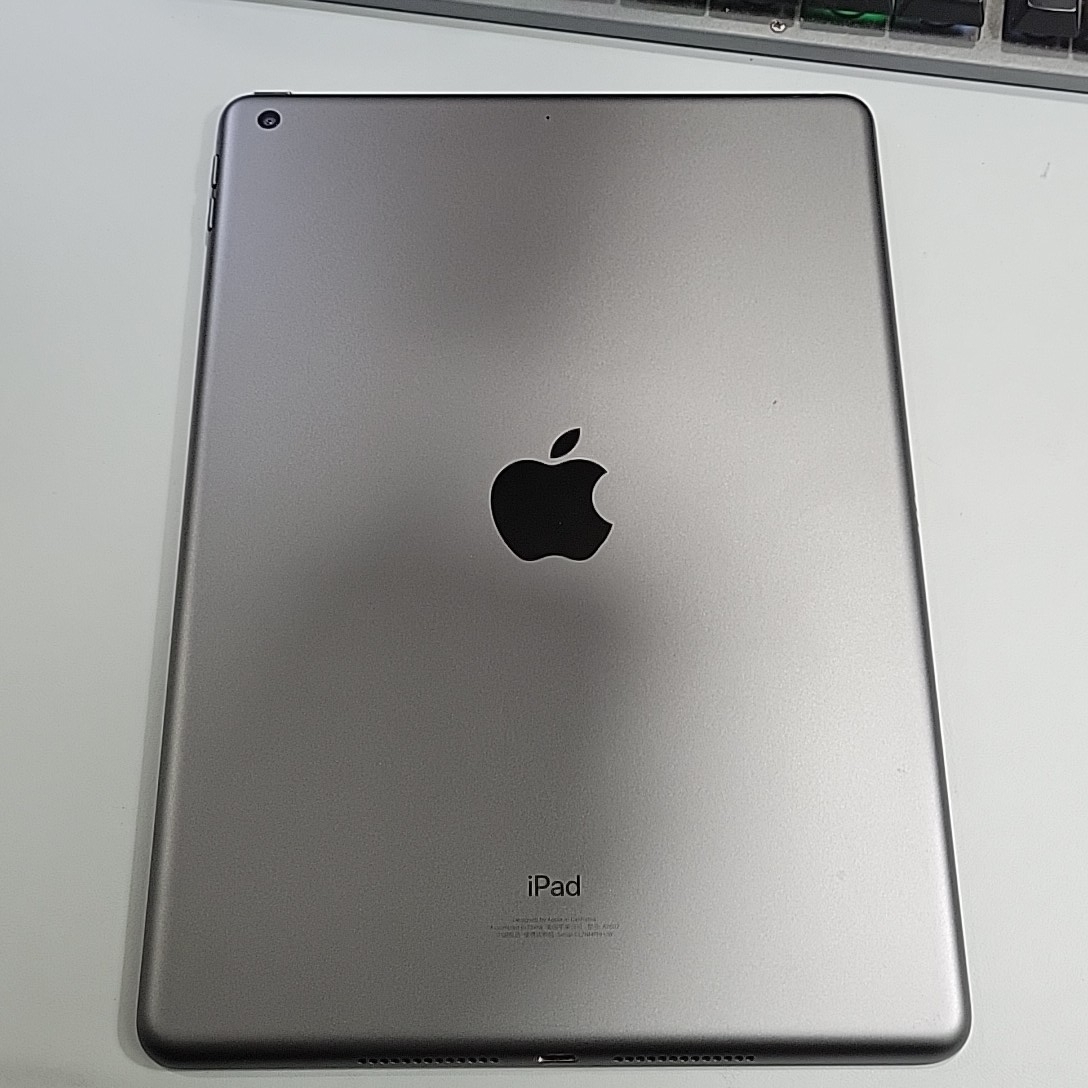 苹果【iPad9 10.2英寸 21款】95新 