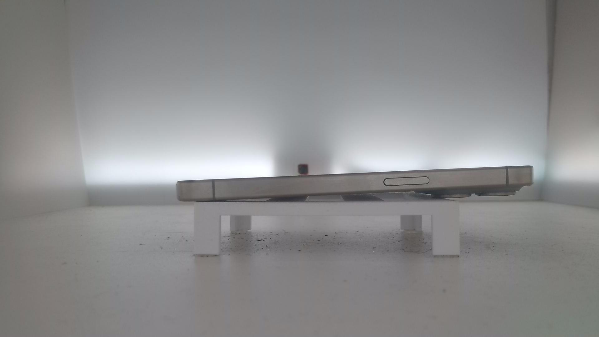 苹果【iPhone 15 Pro】95新 