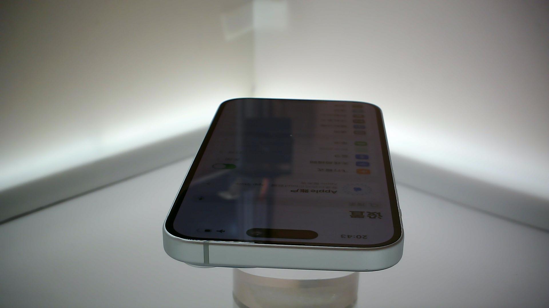 苹果【iPhone 15】9成新 