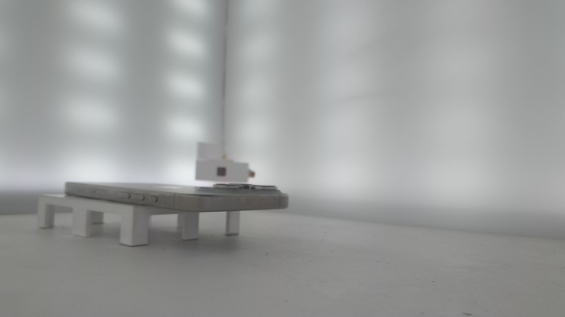 苹果【iPhone 16 pro】99新 