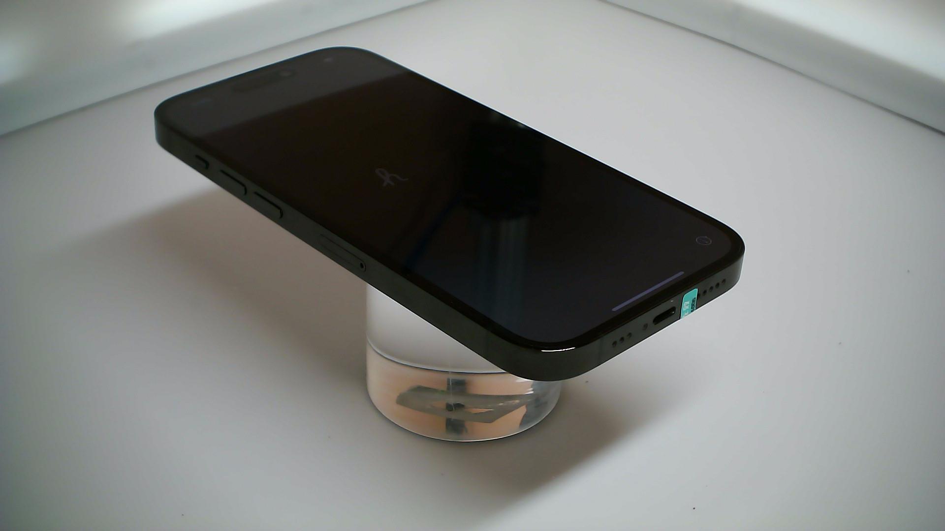 苹果【iPhone 14 Pro】5G全网通 深空黑色 256G 国行 99新 