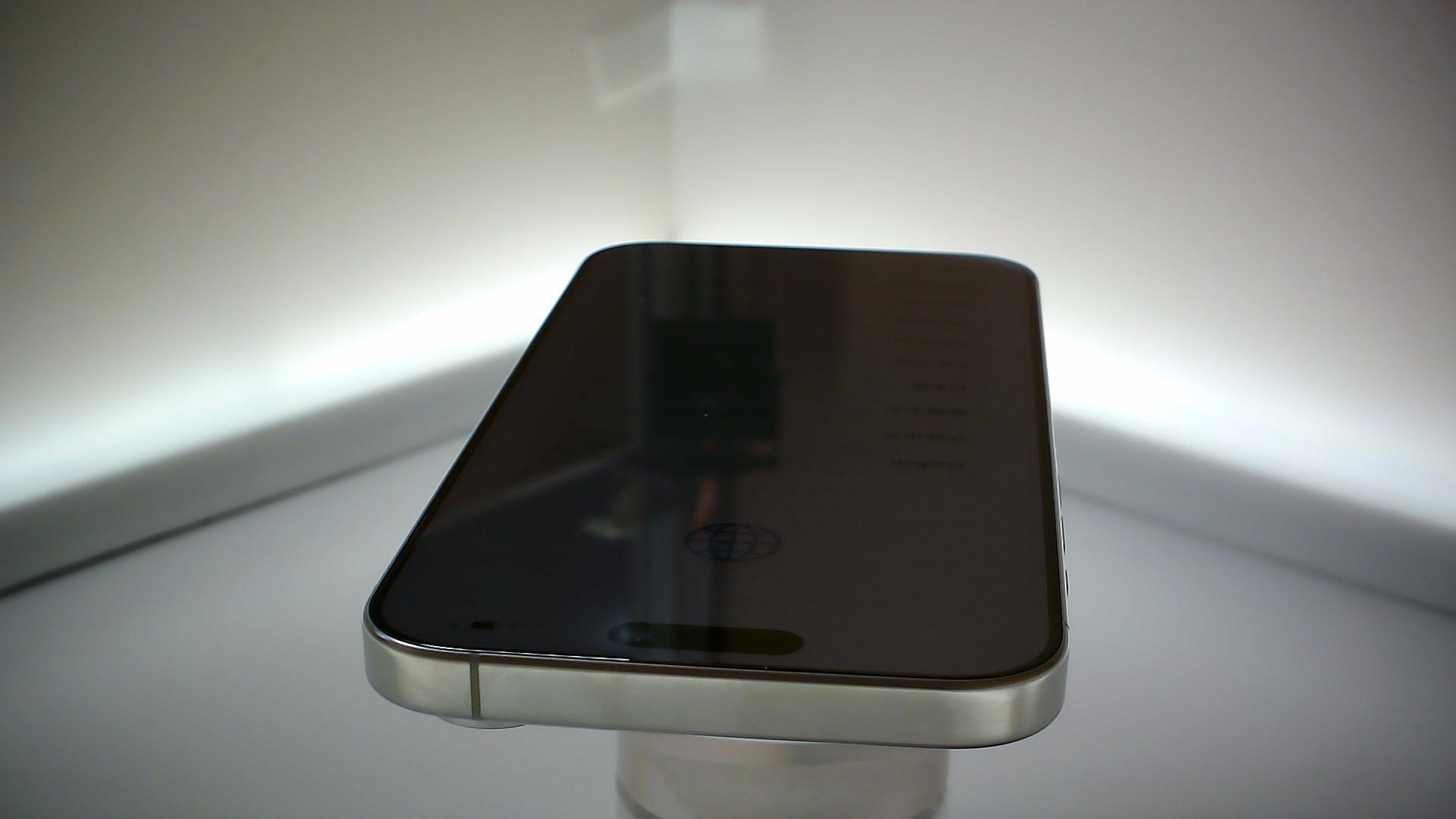 苹果【iPhone 16 pro max】99新 