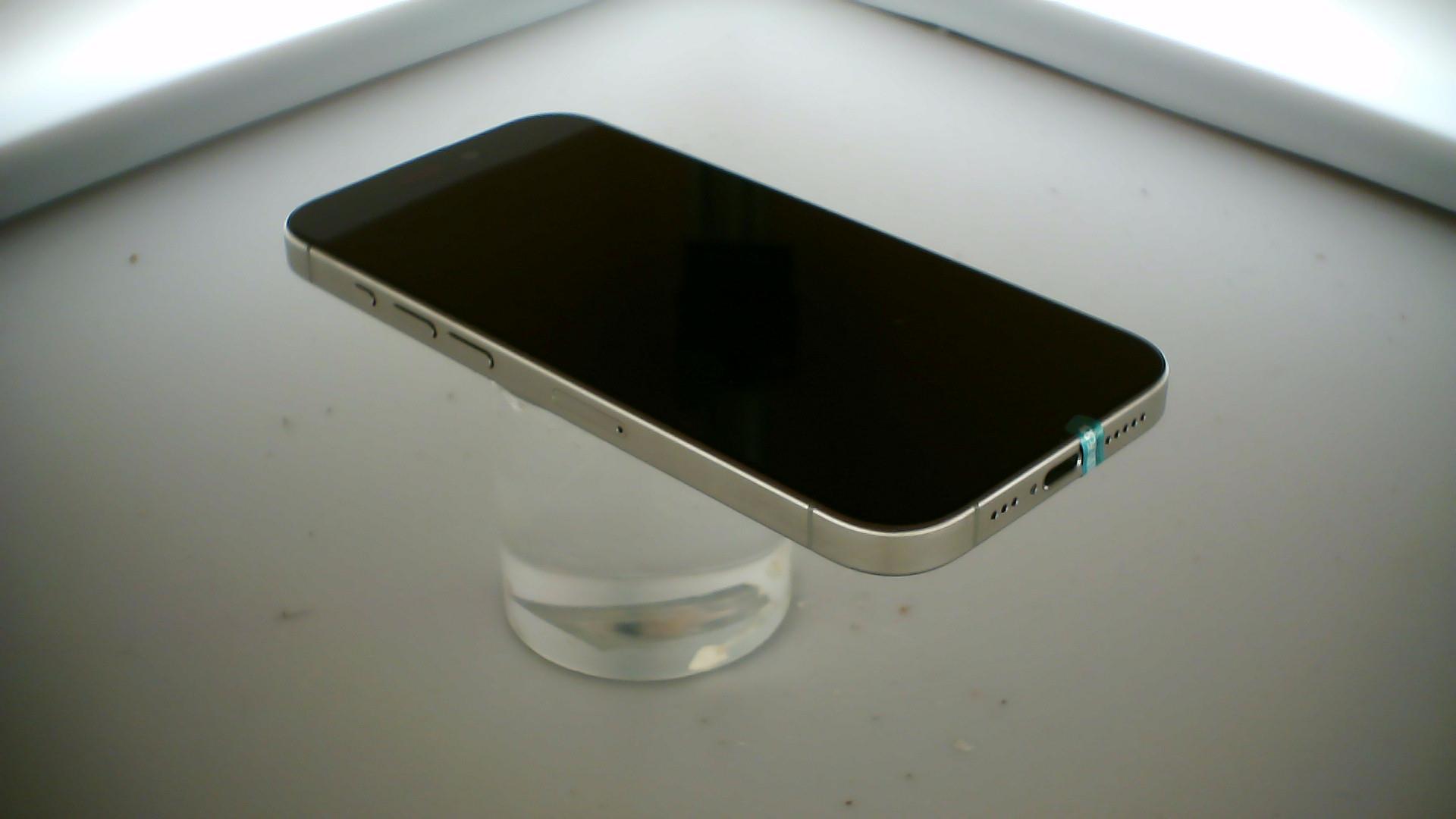 苹果【iPhone 15 Pro】5G全网通 原色钛金属 256G 国行 95新 
